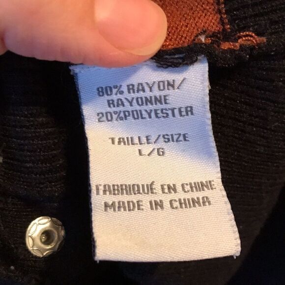 Suzy Shier cardigan   - Picture 3 of 5